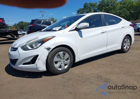 2016 Hyundai Elantra Se z USA, uszkodzony, nr VIN 5NPDH4AE5GH664349